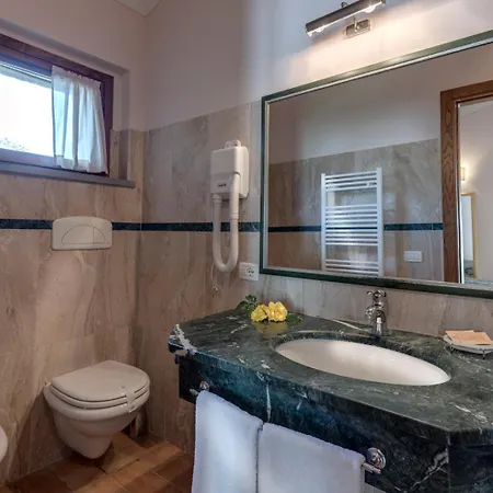 Apartahotel Antica Fonte Casole dʼElsa