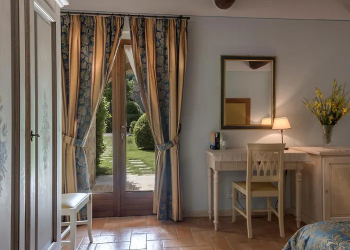 Antica Fonte 아파트호텔 카솔레 델사